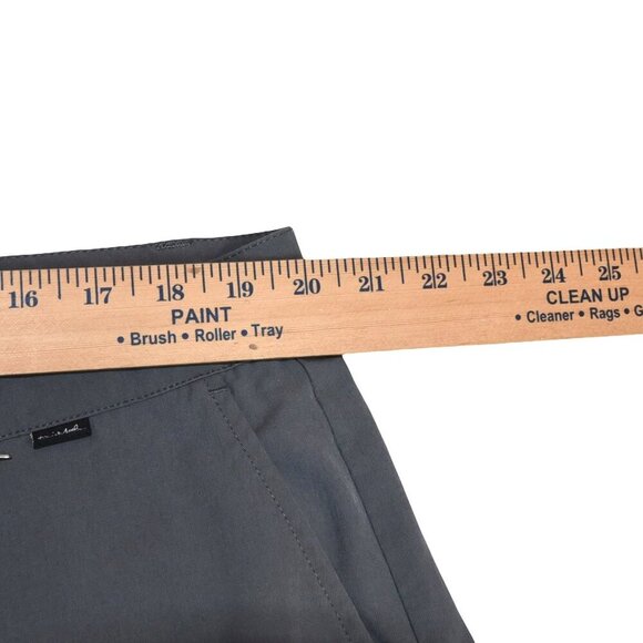 Travis Mathew Men's Gray Performance Shorts 40 Classic Fit Tech Stretch Golf - Picture 6 of 8